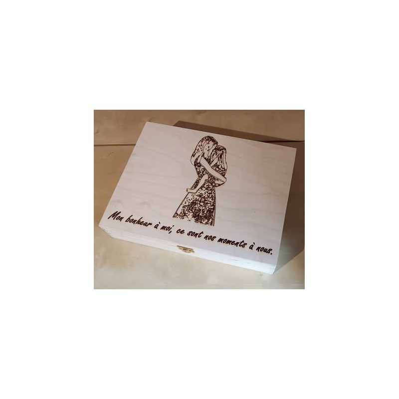 Coffret à charnières en bois