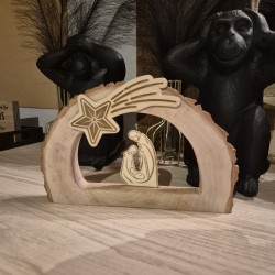 Crêche en rondin illuminée