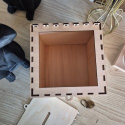 Tirelire cube